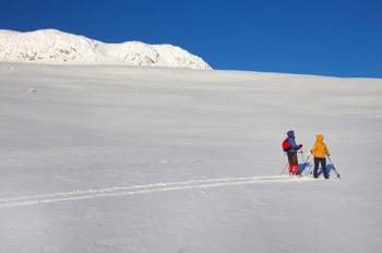  Med fjell- og toppturski åpner mulighetene seg for alternative turer.  